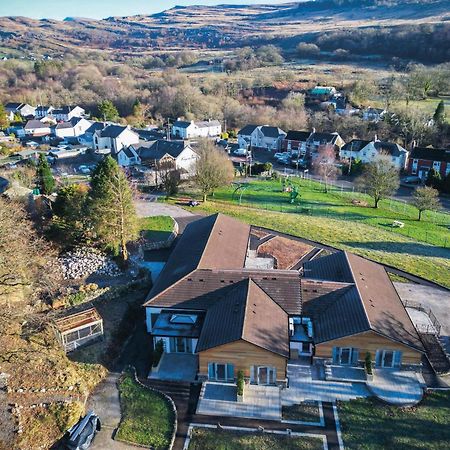 Suite 1 - Sleeping Giant Hotel - Pen Y Cae Inn เบรคอน ภายนอก รูปภาพ